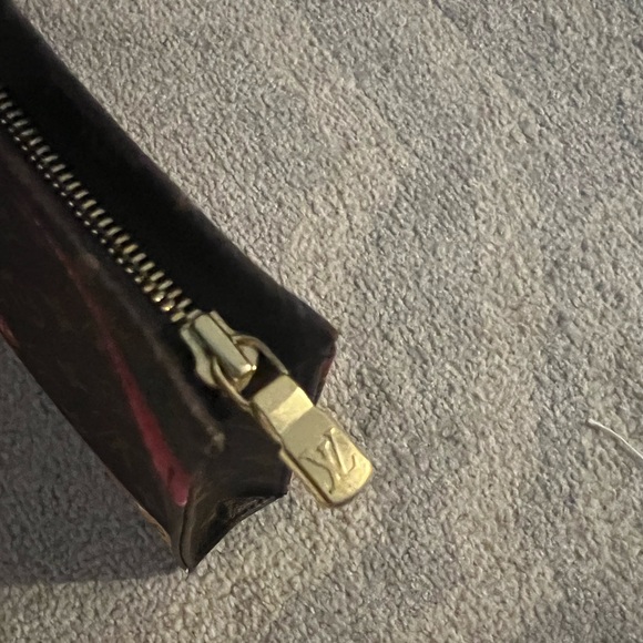 Brand New Limited Edition Louis Vuitton Pouch Clutch 26 - Picture 5 of 8